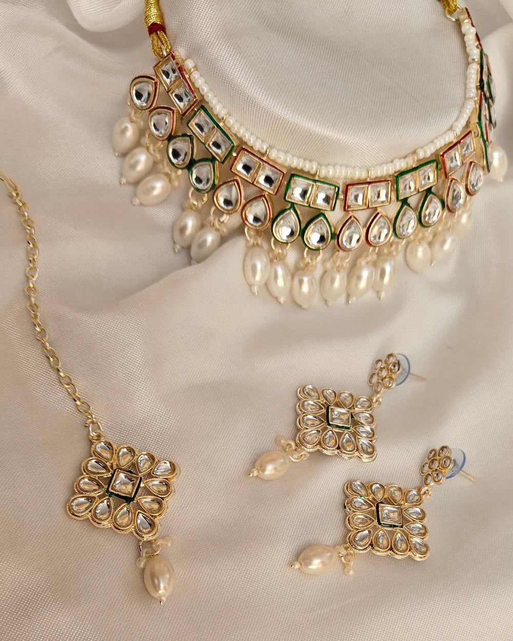 Anaya Choker Set