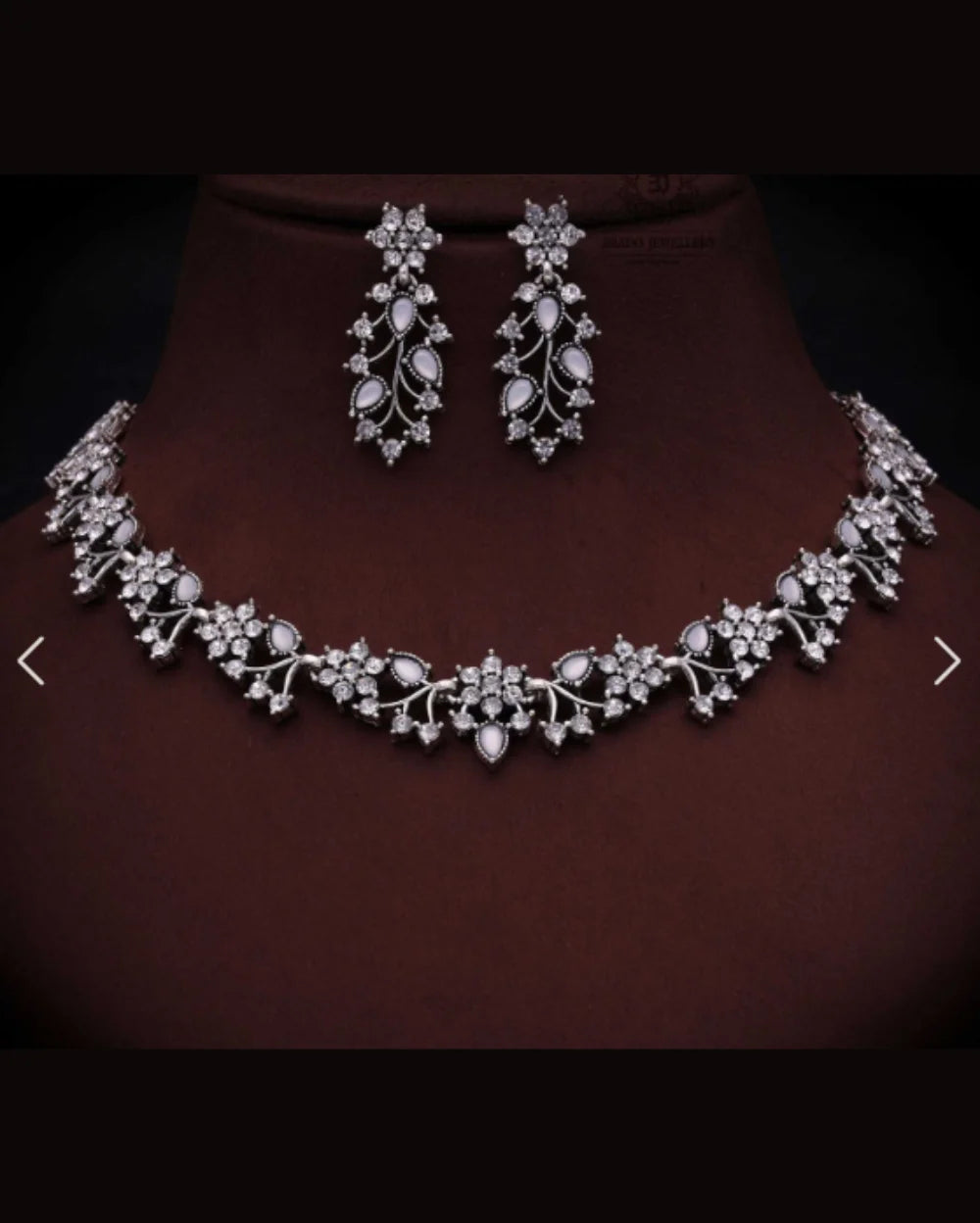 Everglow Silver Necklace and Earring set