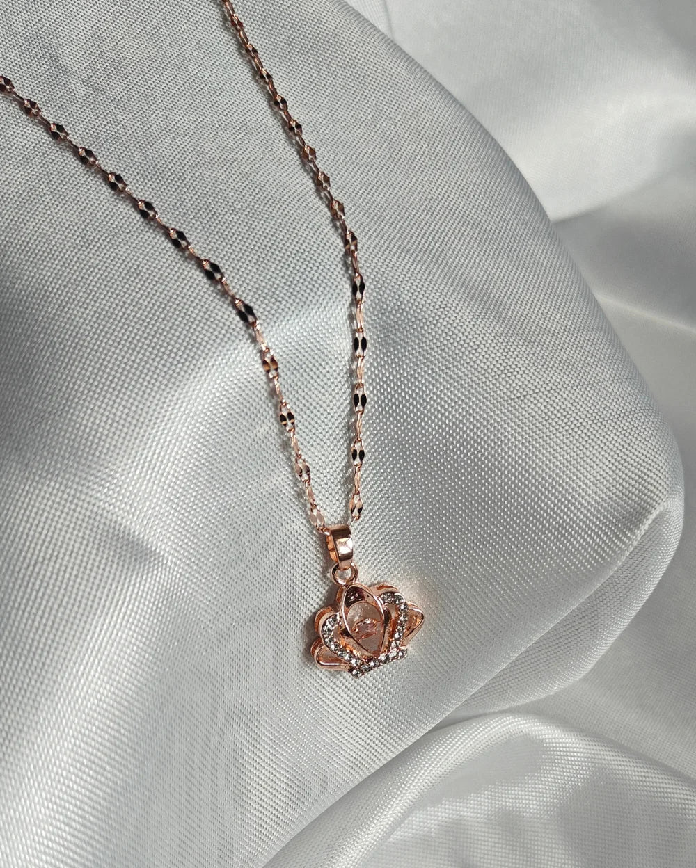 Royal Shine Pendant