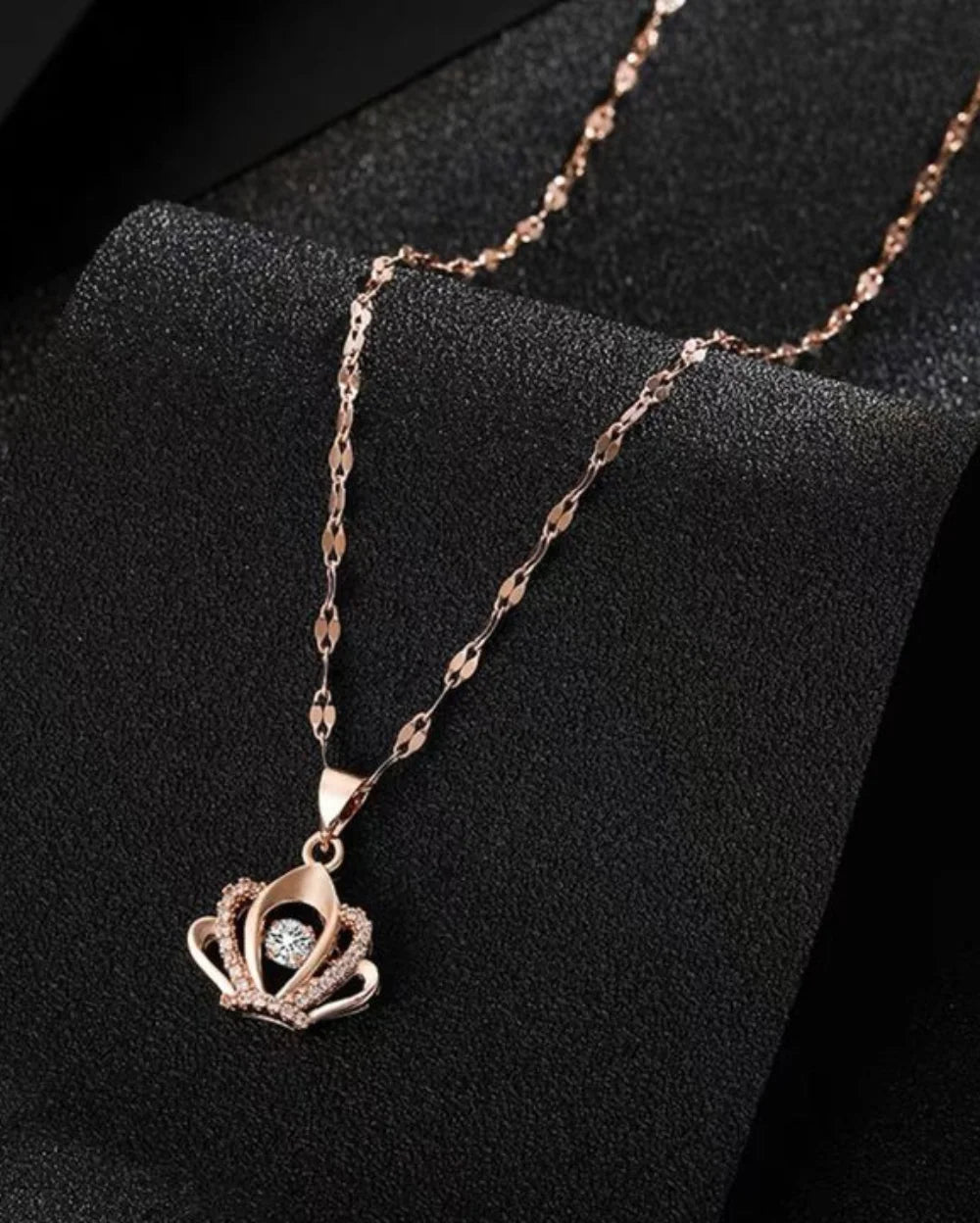 Royal Shine Pendant