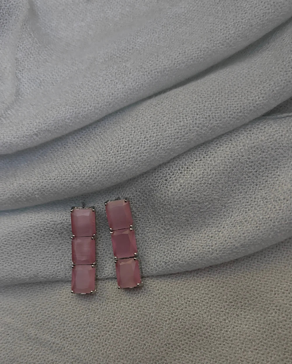 Rosy radiance necklace