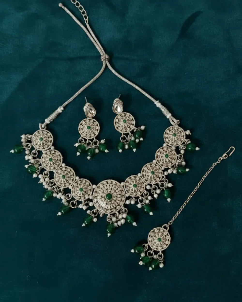 Silver n Emerald Green Necklace set