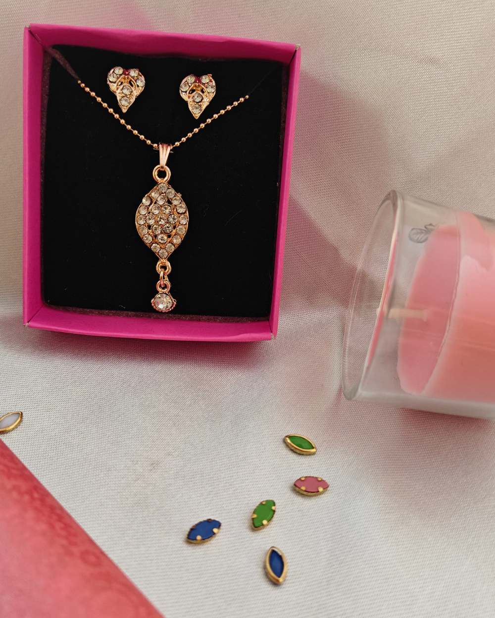 Simple charm Pendant with Earrings