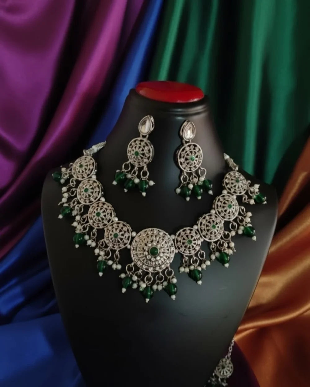 Silver n Emerald Green Necklace set