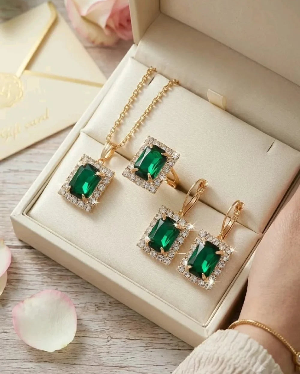 Sunrise Glow Emerald green Pendant with Earrings