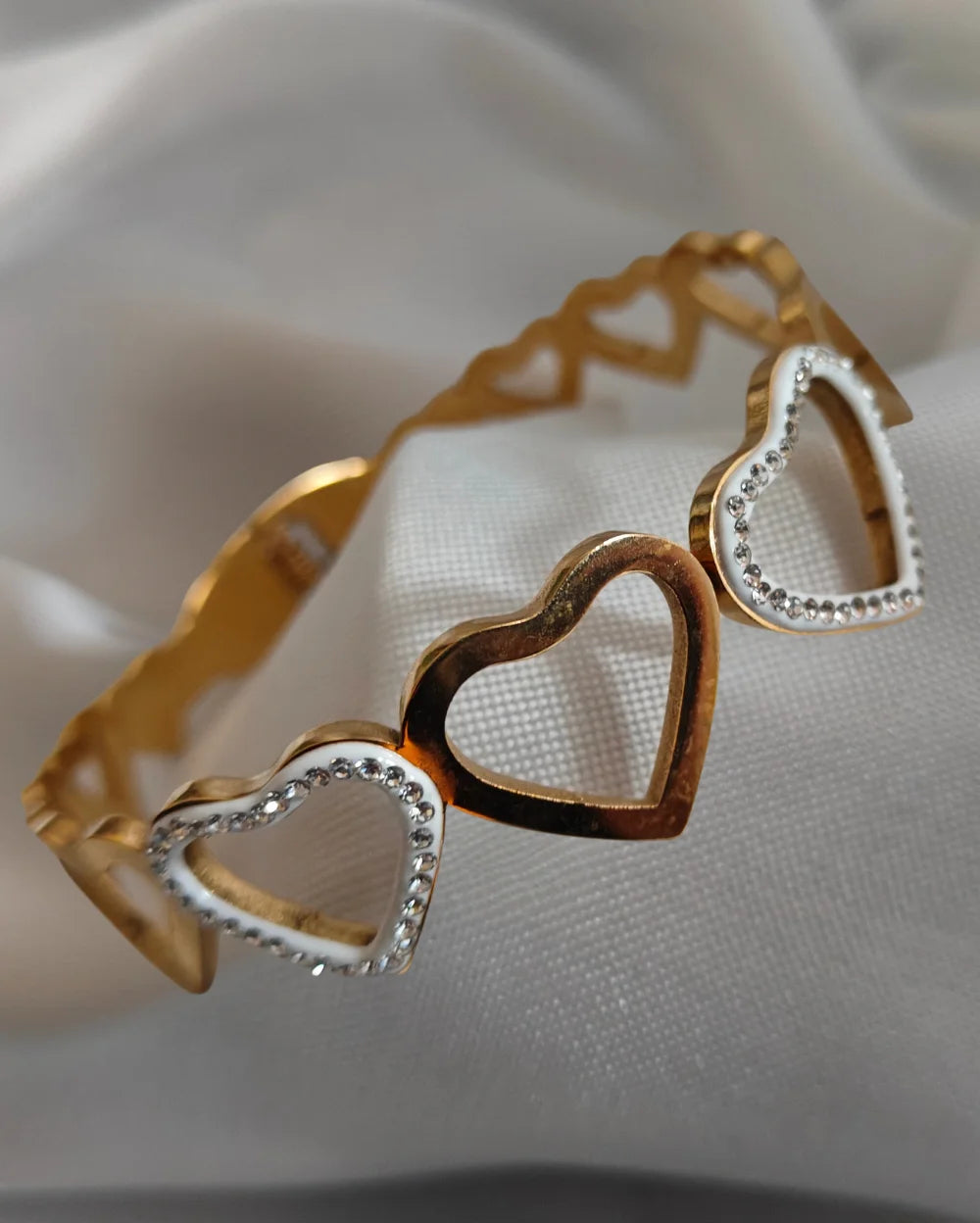 Luminous Heart Bracelet