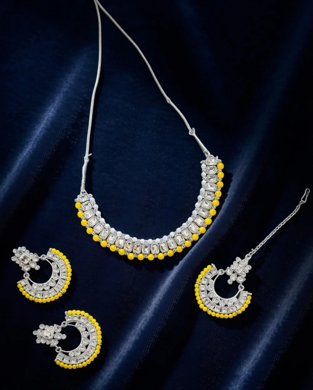 Silver crescent-shaped jewelry set