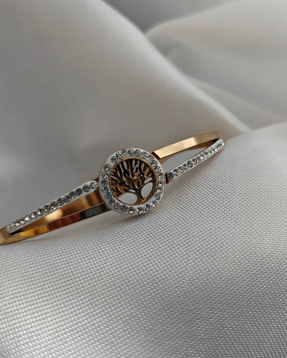 Soft Sparkle Bracelet