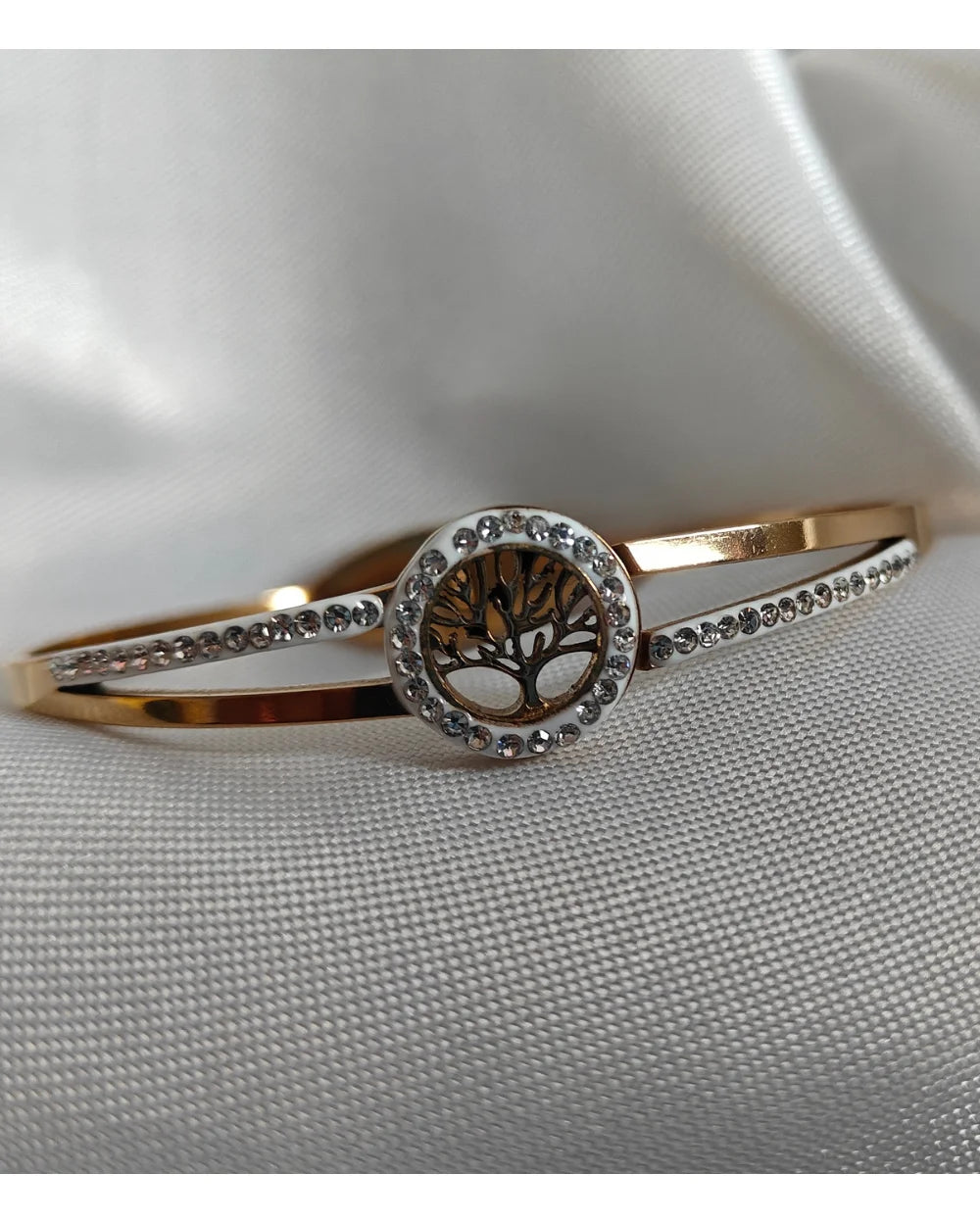 Soft Sparkle Bracelet