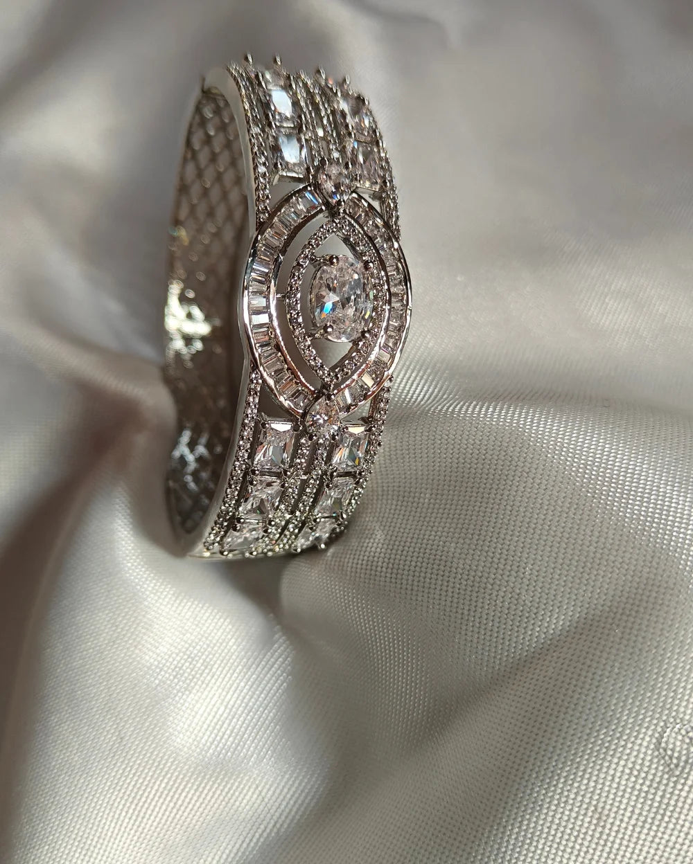 Stunning Silver White AD Bracelet