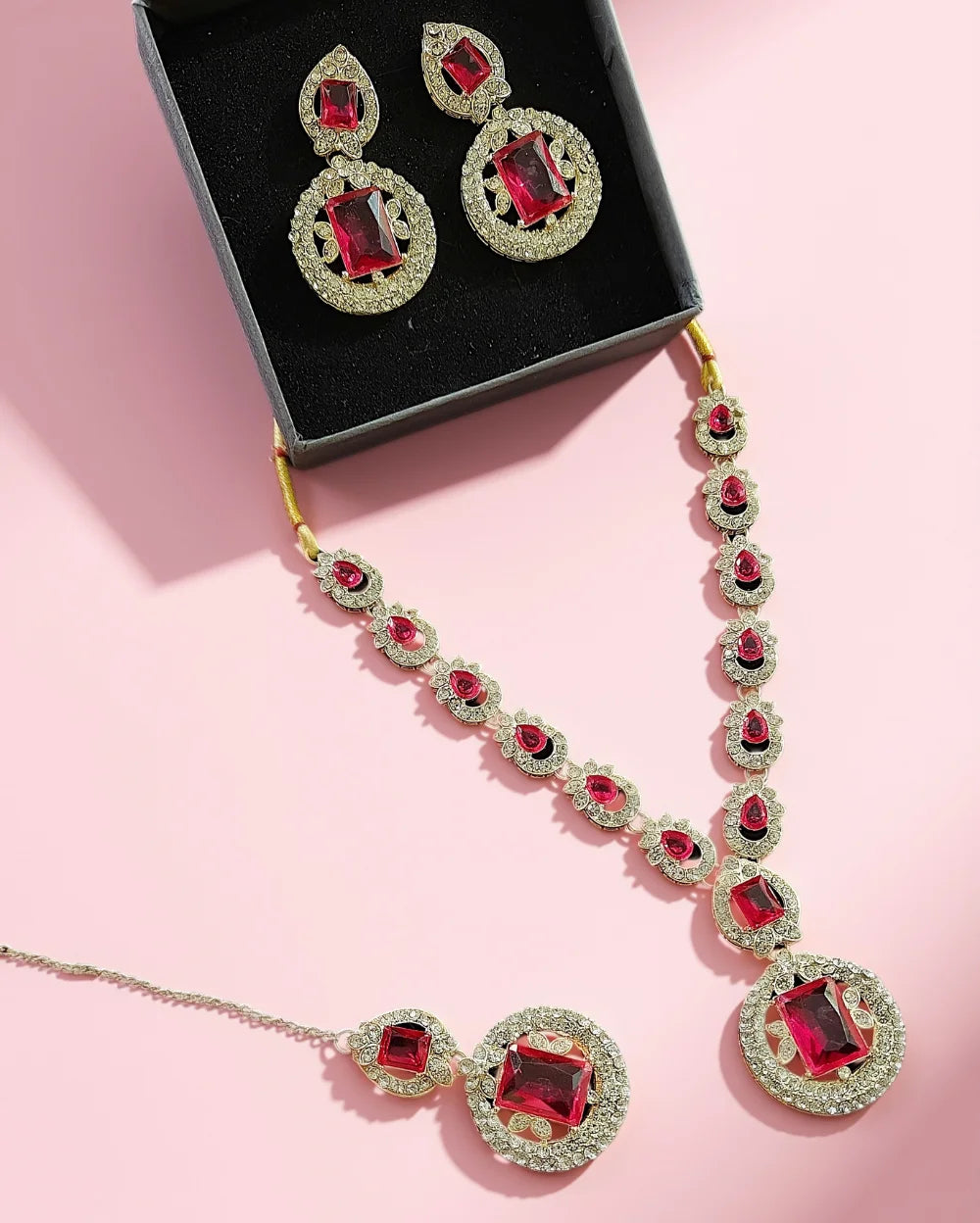 Vintage Grace Necklace Set