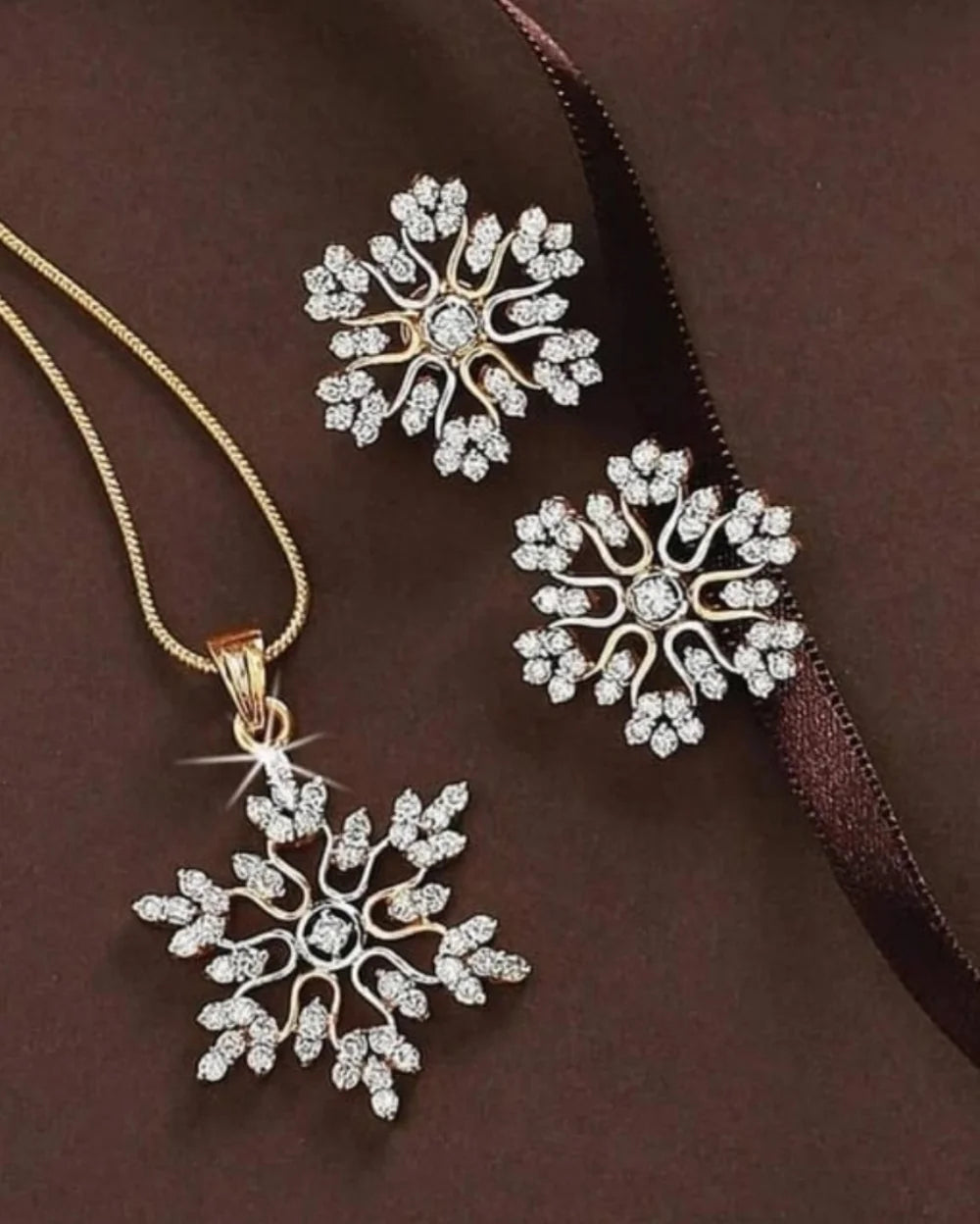 Rose Elegance Pendant