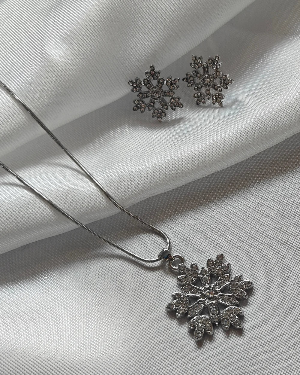 Rose Elegance Pendant